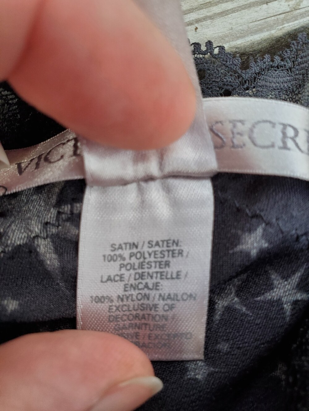 Victoria Secret - Picture 7 of 8